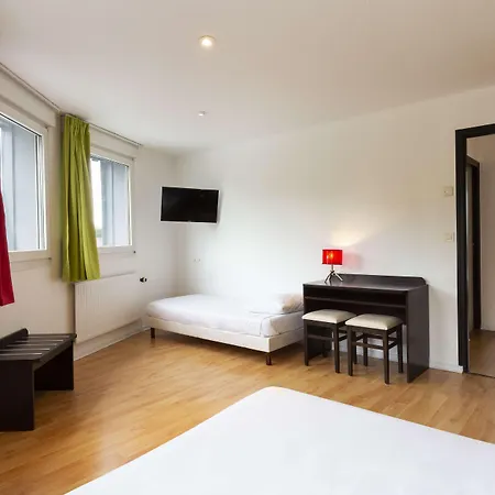 فندق Enzo By Kyriad Direct *