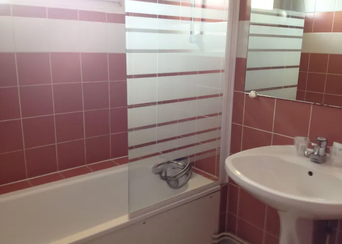 Enzo By Kyriad Direct Hotel Bulgnéville