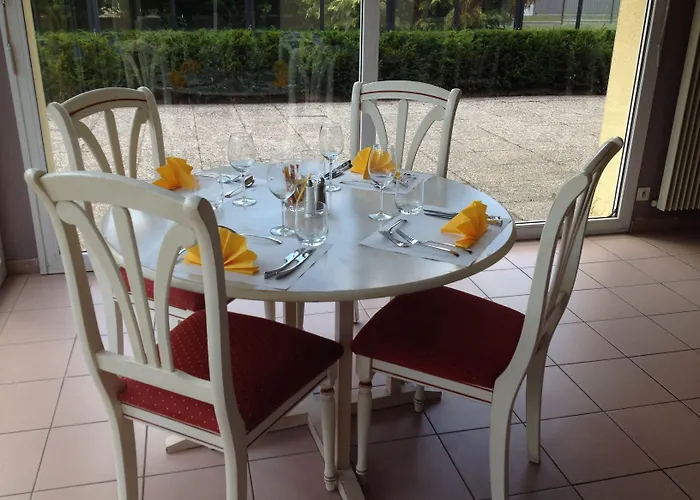 Enzo By Kyriad Direct * Bulgnéville