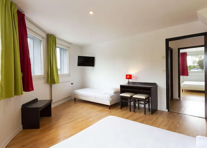 Hotel Enzo By Kyriad Direct *